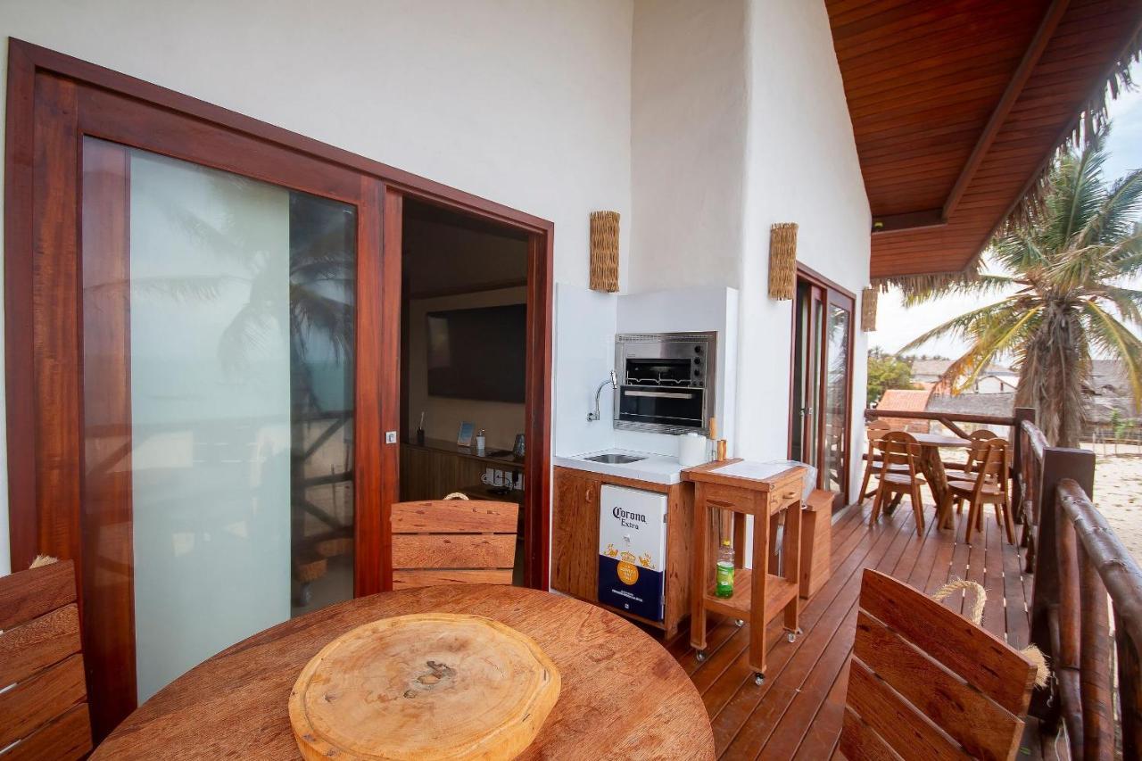 Apartamento Peixe Boi - pé na areia com vista frontal e total para o mar Barra Grande  Esterno foto